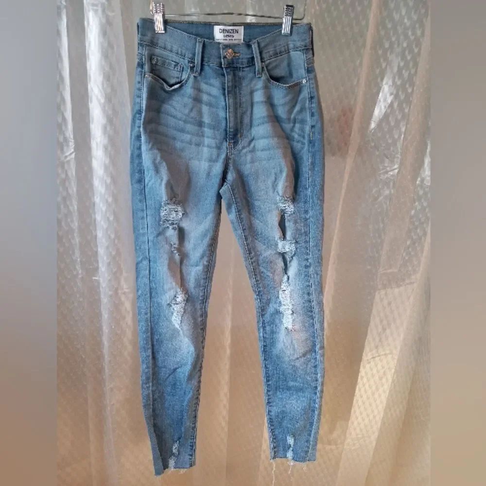 Levi's Denizen Women's Curvy High Rise Jegging Size 3/26